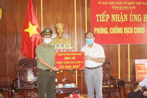 Tiếp nhận hơn 9 tỷ đồng ủng hộ chống dịch