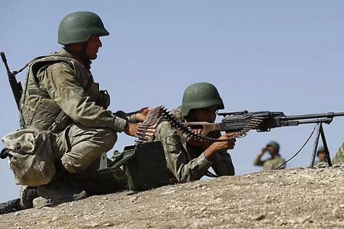 Thổ Nhĩ Kỳ tấn công Quân đội Syria ở mặt trận Tây Aleppo