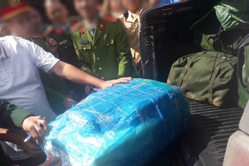 Truy nã đối tượng vận chuyển 250kg ma túy