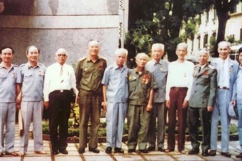 Bài 47. Công tác xây dựng Đảng được ngành Kiểm sát hết sức chú trọng
