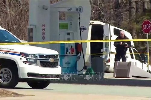 Dựng lại hiện trường vụ xả súng đẫm máu khiến 22 người thiệt mạng tại Canada