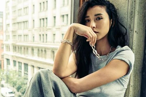 5 điều giúp phụ nữ quyến rũ, không thả 'thính' đàn ông cũng tự 'dính', khó cưỡng lại được