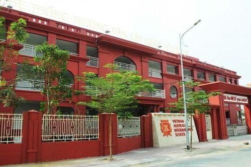'Đau đầu' con nghỉ học 3 tháng vì COVID-19, vẫn phải nộp học phí tiền tỷ