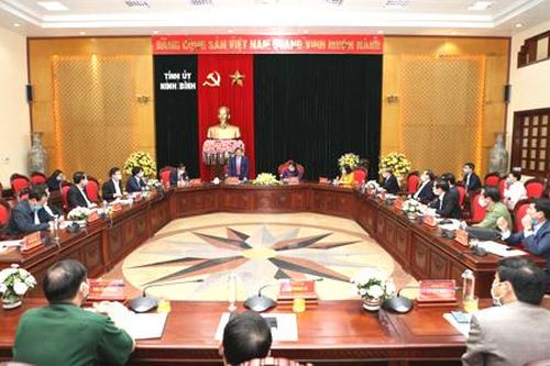 Đồng chí Trưởng Ban Tổ chức Trung ương làm việc với Ban Thường vụ Tỉnh ủy
