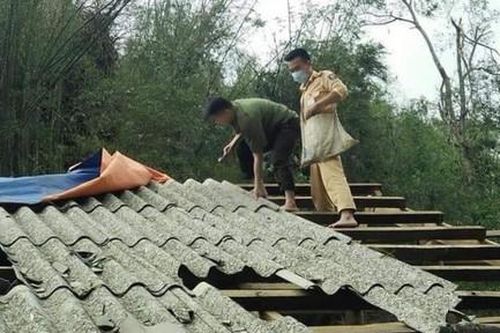 Mưa to kèm dông lốc, sét làm 6 người chết và bị thương