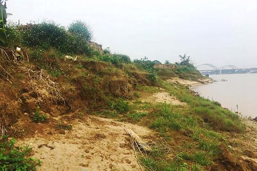 Đẩy nhanh chỉnh trị cửa vào sông Đuống