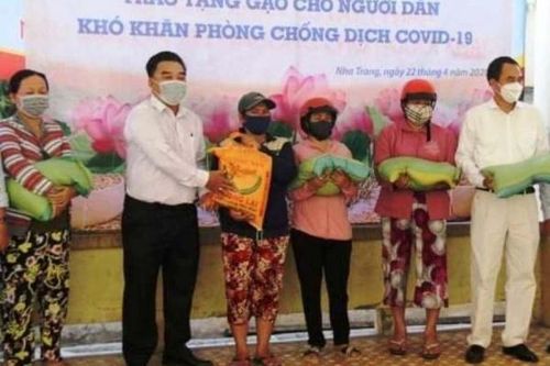 San sẻ khó khăn với người dân bị ảnh hưởng bởi COVID-19