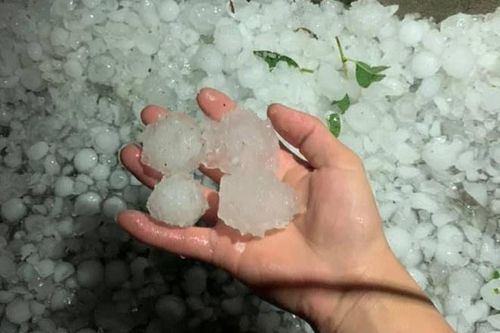 Thủ tướng yêu cầu tập trung khắc phục hậu quả do dông lốc, mưa đá