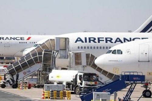 Air France thoát phá sản nhờ gói hỗ trợ của chính phủ Pháp