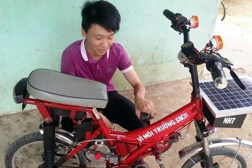 Học sinh sáng chế xe đạp chạy bằng năng lượng mặt trời