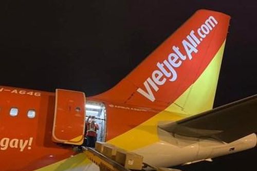 Vietjet Air hủy chuyến bay, không hoàn tiền khiến khách hàng bức xúc