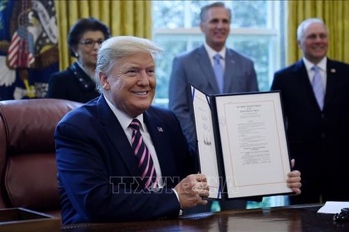 Thế 'lưỡng nan' của Tổng thống Mỹ Donald Trump