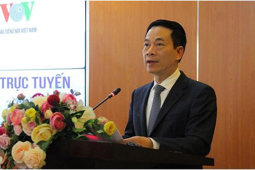 Bộ trưởng Bộ TT&TT Nguyễn Mạnh Hùng: Kết nối hàng trăm ngàn bác sĩ tới 25 triệu hộ gia đình phải là một nền tảng công nghệ số