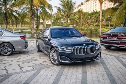 Công nghệ đánh lái 4 bánh của mẫu xe BMW Series 7 vừa ra mắt tại Việt Nam