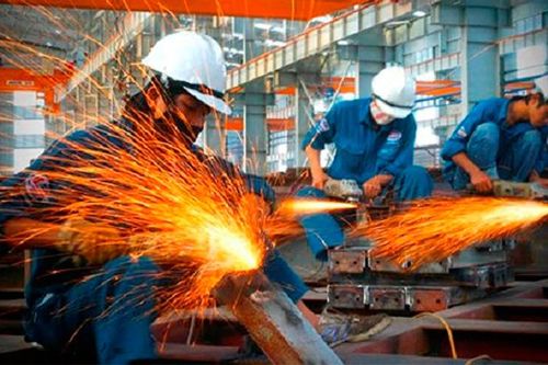Chuẩn bị nhân lực phục hồi sản xuất