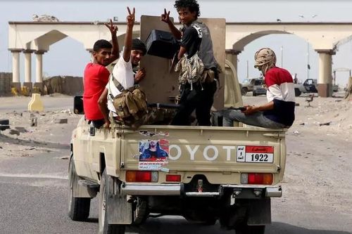 Yemen rối ren khi phe ly khai tuyên bố kiểm soát miền Nam