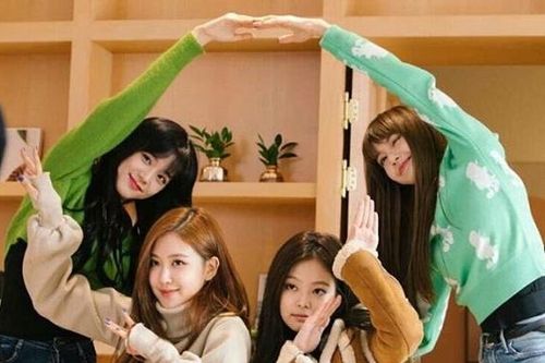 Xúc động cách các thành viên Blackpink giúp nhau lúc khó khăn, buồn tủi