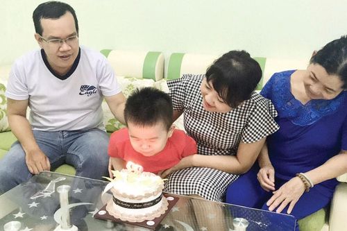 Tình gia đình mùa dịch