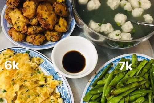 Mâm cơm 40 nghìn 6 người ăn của mẹ bỉm sữa khiến ngàn người tranh cãi
