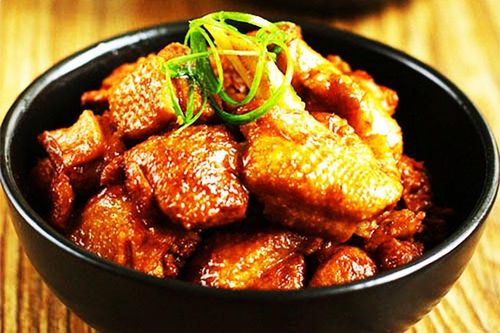Vịt om bia mềm ngọt