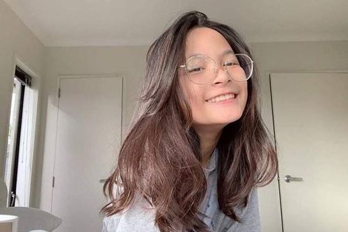 Con gái MC Phan Anh cao nổi bật, có tố chất người mẫu ở tuổi 14