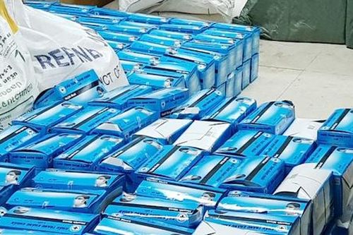 Chủ xưởng sản xuất khẩu trang lậu bị phạt 35 triệu