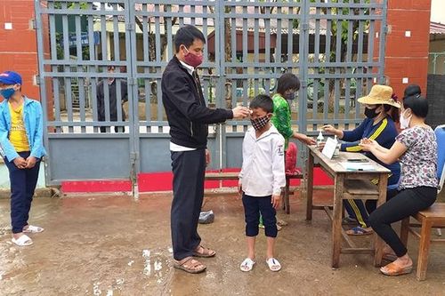 Điện Biên: Học sinh mầm non vắng nhiều trong ngày đầu trở lại học tập