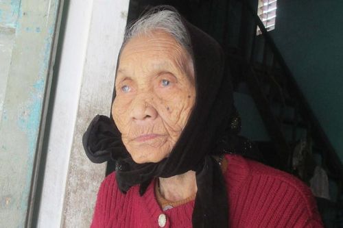 Mẹ đã đoàn tụ với chồng con
