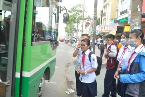 Samco đưa ra mẫu xe phù hợp với loại hình buýt trường học