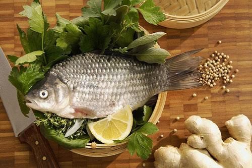 Cá hấp không tanh, cá chiên không nát chỉ với một mẹo nhỏ vô cùng đơn giản