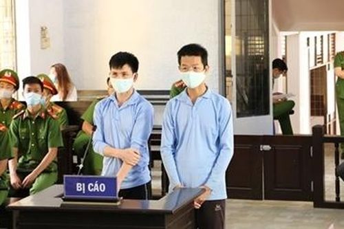 Dùng súng bắn người yêu lãnh án 24 năm tù