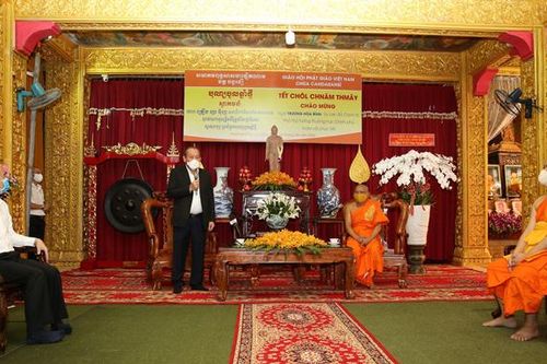 Phó Thủ tướng Thường trực Chính phủ Trương Hòa Bình chúc mừng Tết cổ truyền Khmer Chol Chnam Thmay