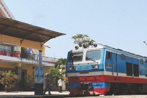 Những chuyến tàu phục vụ dịp lễ 30-4, 1-5