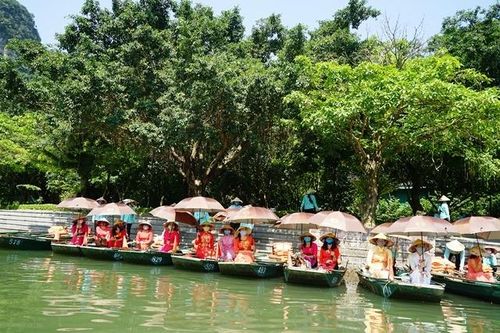 Du lịch Ninh Bình mở cửa đón khách trở lại