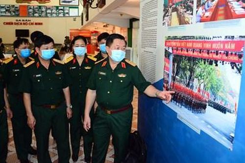 Triển lãm chuyên đề 'Mùa xuân đại thắng'