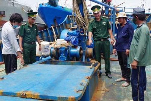 Bắt giữ 110.000 lít dầu DO không rõ nguồn gốc