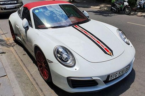 Porsche 911 Targa 4S hàng hiếm hơn 11 tỷ lăn bánh ở Sài Gòn