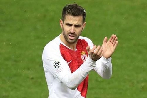 Giúp Monaco vượt khó, Fabregas có hành động bất ngờ