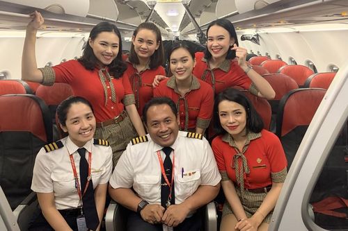 Nữ phi công Vietjet lạc quan trong đại dịch