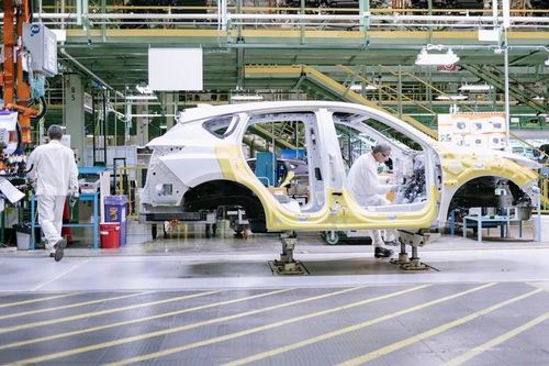 Ôtô sản xuất ở Bắc Mỹ phải đạt 75% tỷ lệ nội địa hóa