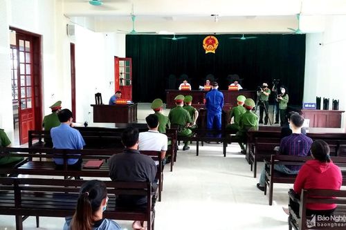 Xét xử sơ thẩm vụ án Phan Công Hải về tội tuyên truyền chống phá Nhà nước