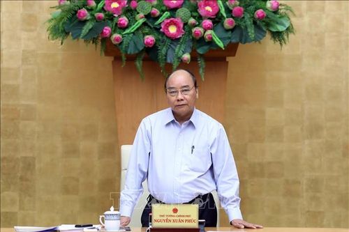 Thủ tướng chủ trì cuộc họp trực tuyến với lãnh đạo 13 tỉnh ĐBSCL về xuất khẩu gạo