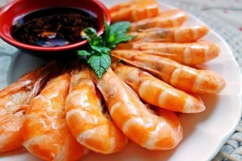 Ăn tôm ngon đến mấy cũng phải biết điều này kẻo gây hại khó lường, rước thêm bệnh tật