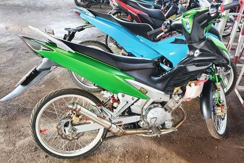 Xử lý hàng chục xe mô tô chạy tốc độ cao trên Quốc lộ 20