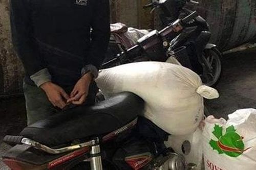 Trộm gạo lấy tiền mua ma túy
