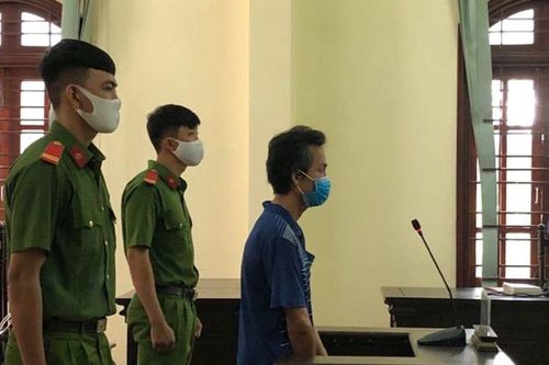 Phạt 9 tháng tù giam kẻ đánh công an vì bị nhắc đeo khẩu trang phòng dịch