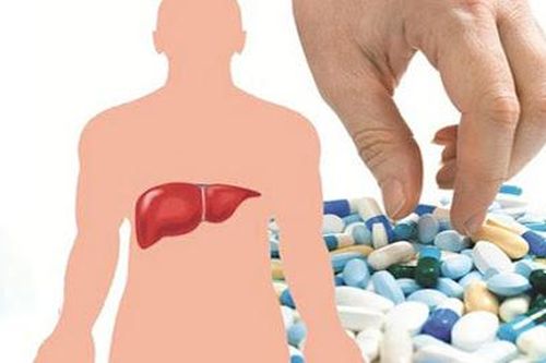 Có nên dừng thuốc điều trị viêm gan C?