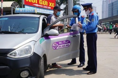 Xe khách, taxi hoạt động dịp nghỉ lễ 30-4 sẽ được kiểm tra việc phòng Covid-19