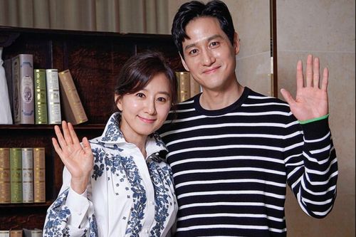 Dàn sao phim 'Thế giới hôn nhân' được yêu thích hơn cả Lee Min Ho