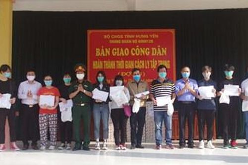 Tỉnh Hưng Yên bàn giao 90 công dân hoàn thành thời gian cách ly tập trung